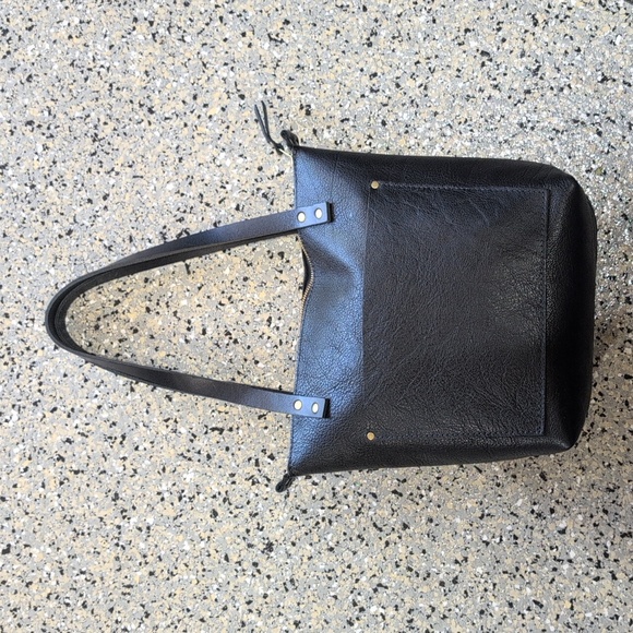 Portland Leather Handbags - Portland Leather Goods Black Leather Zippered Tote